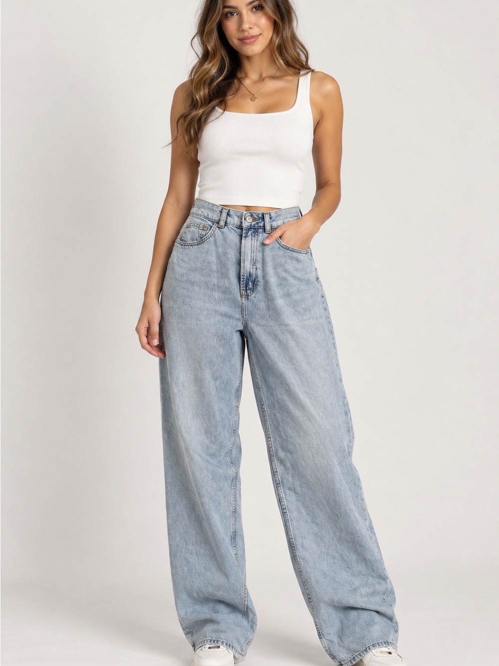 H&M Divided 90s Baggy Jeans High Waist Extra Long Light Wash Size 4